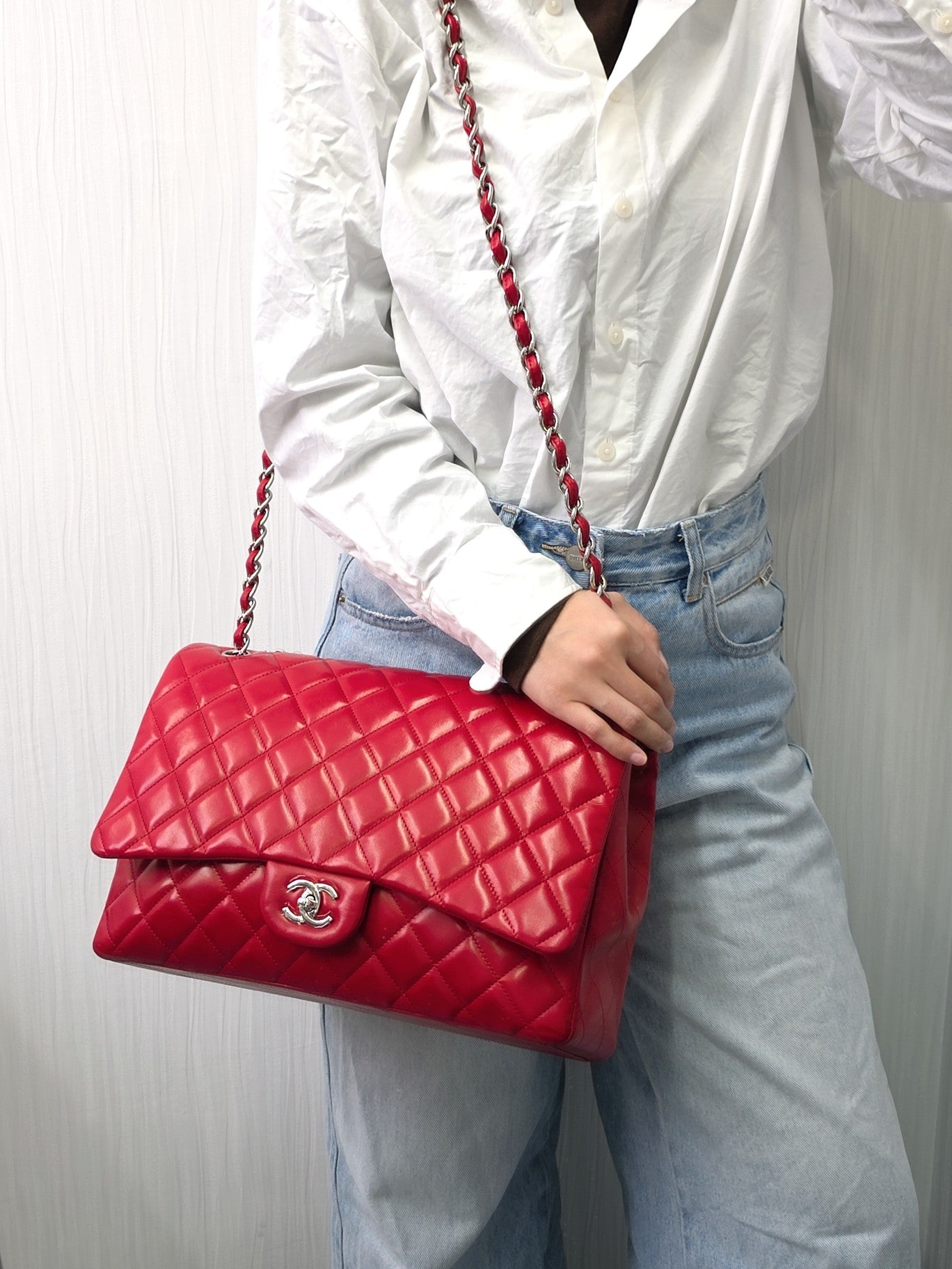 CHANEL Maxi CF Shoulder Bag (Pre-owned)