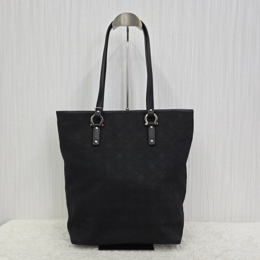 Ferragamo Tote Handbag (Pre-owned)