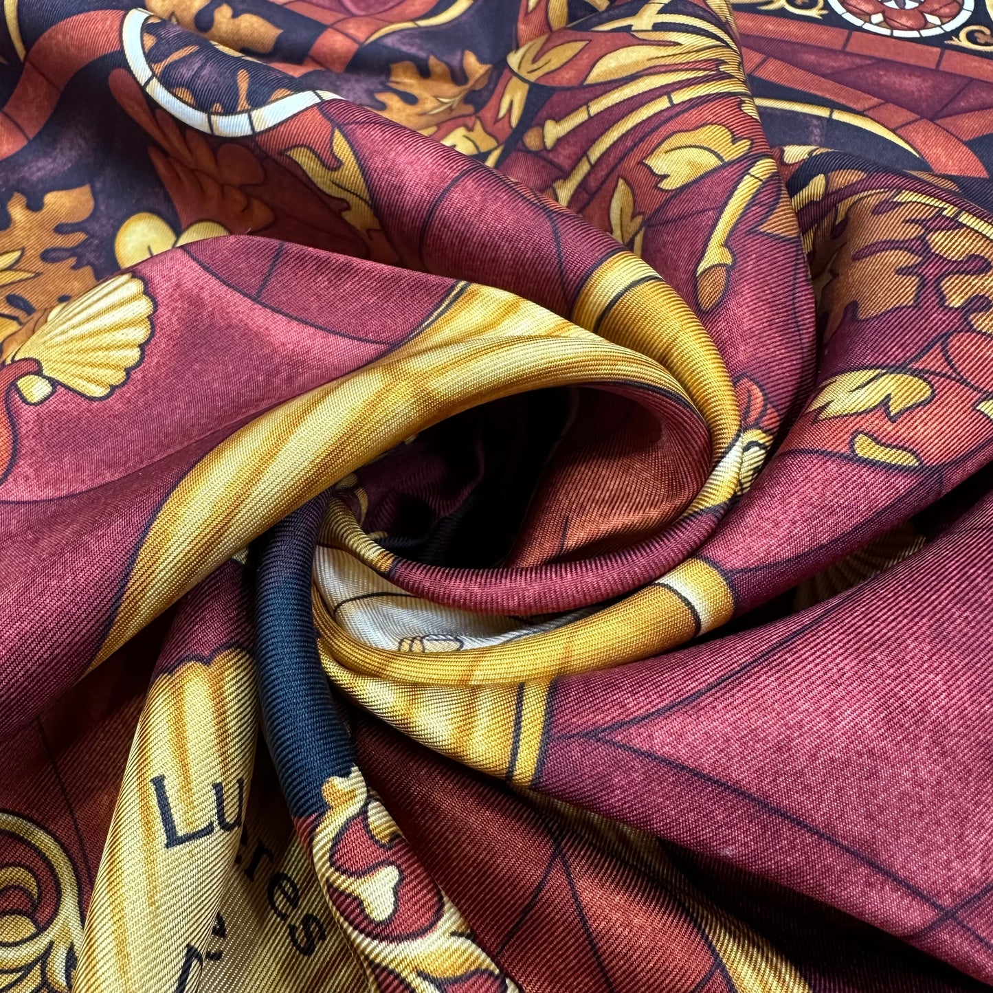 Hermes Scarf (Pre-owned)