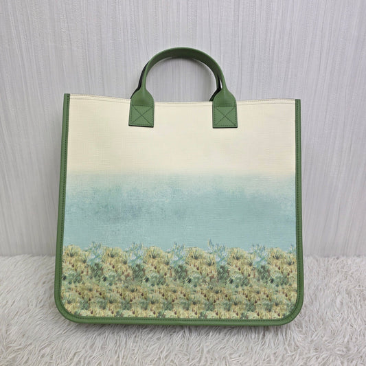 GUCCI Medium Tote Bag – Cat Print Canvas with Green Leather Trim (Pre-owned)
