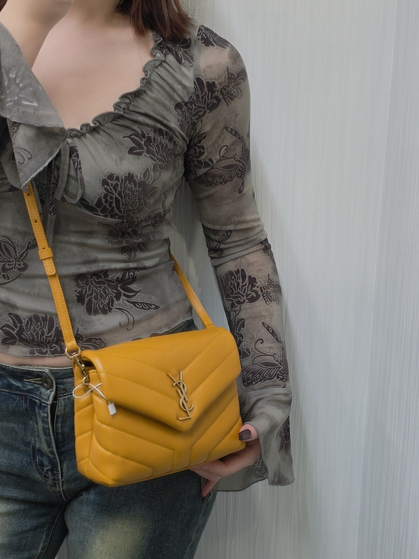 Saint Laurent Loulou Small Handbag (Pre-Owned)