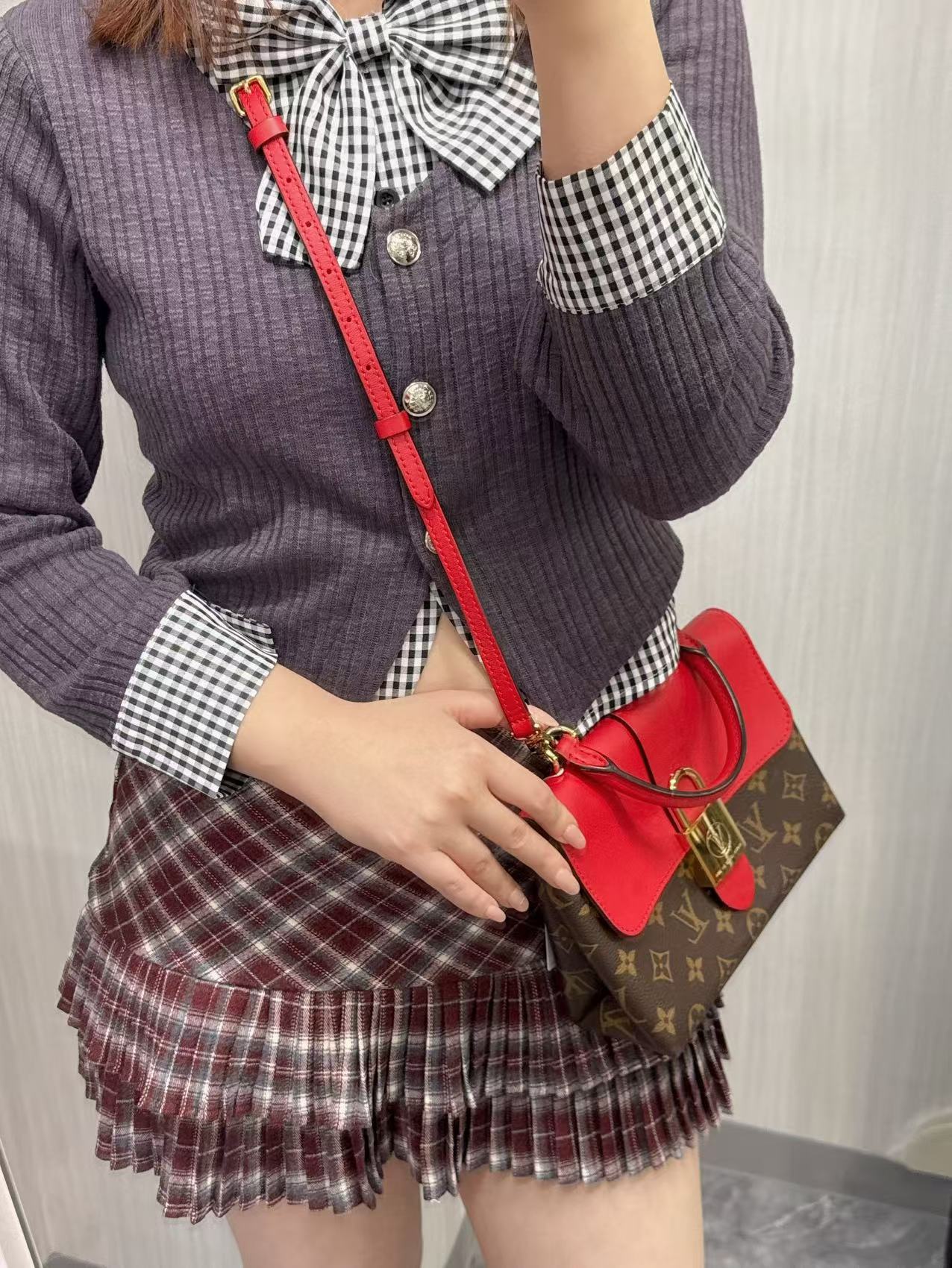 Louis Vuitton Locky BB Handbag (Pre-Owned)