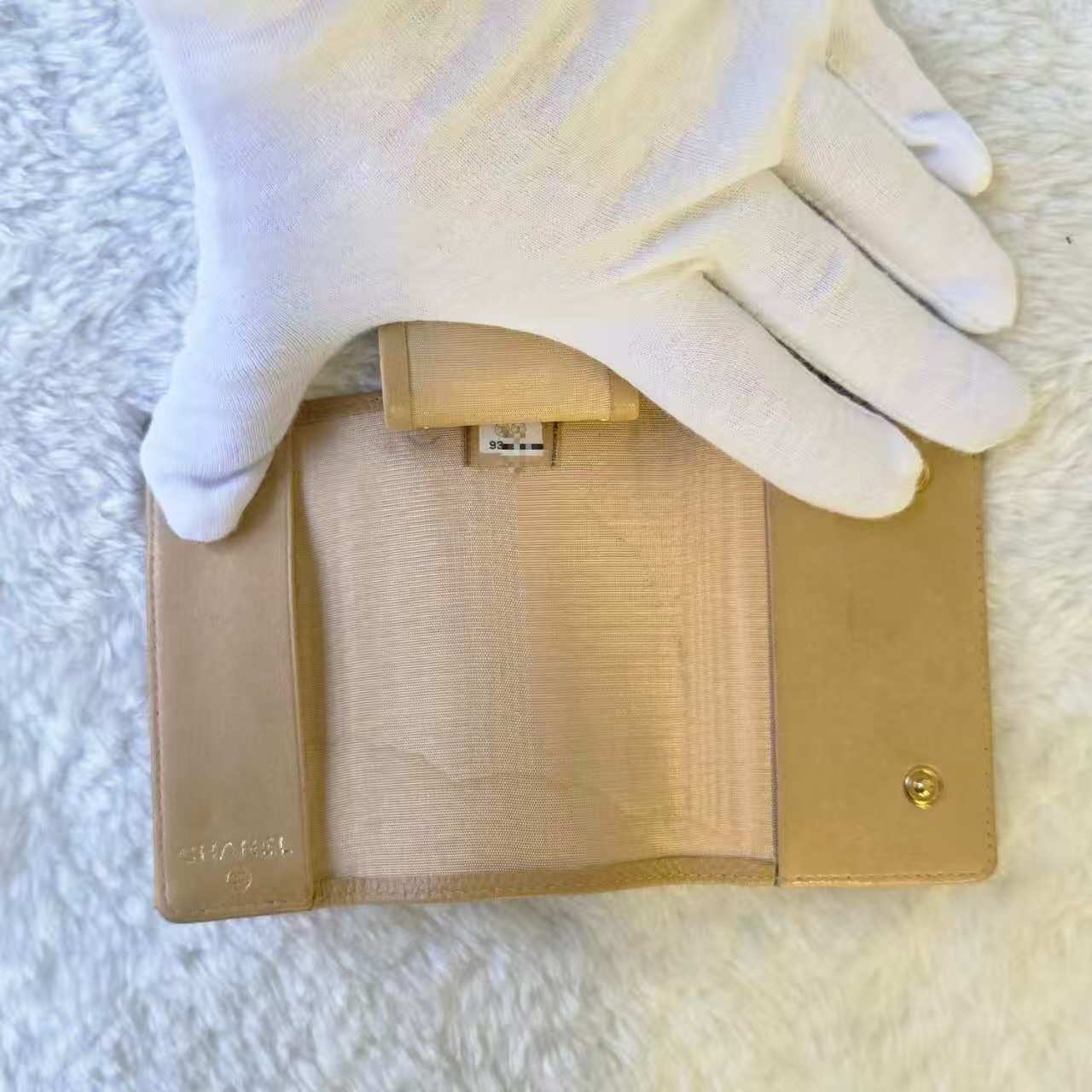 CHANEL Caviar Leather CC Key Case (Pre-owned)