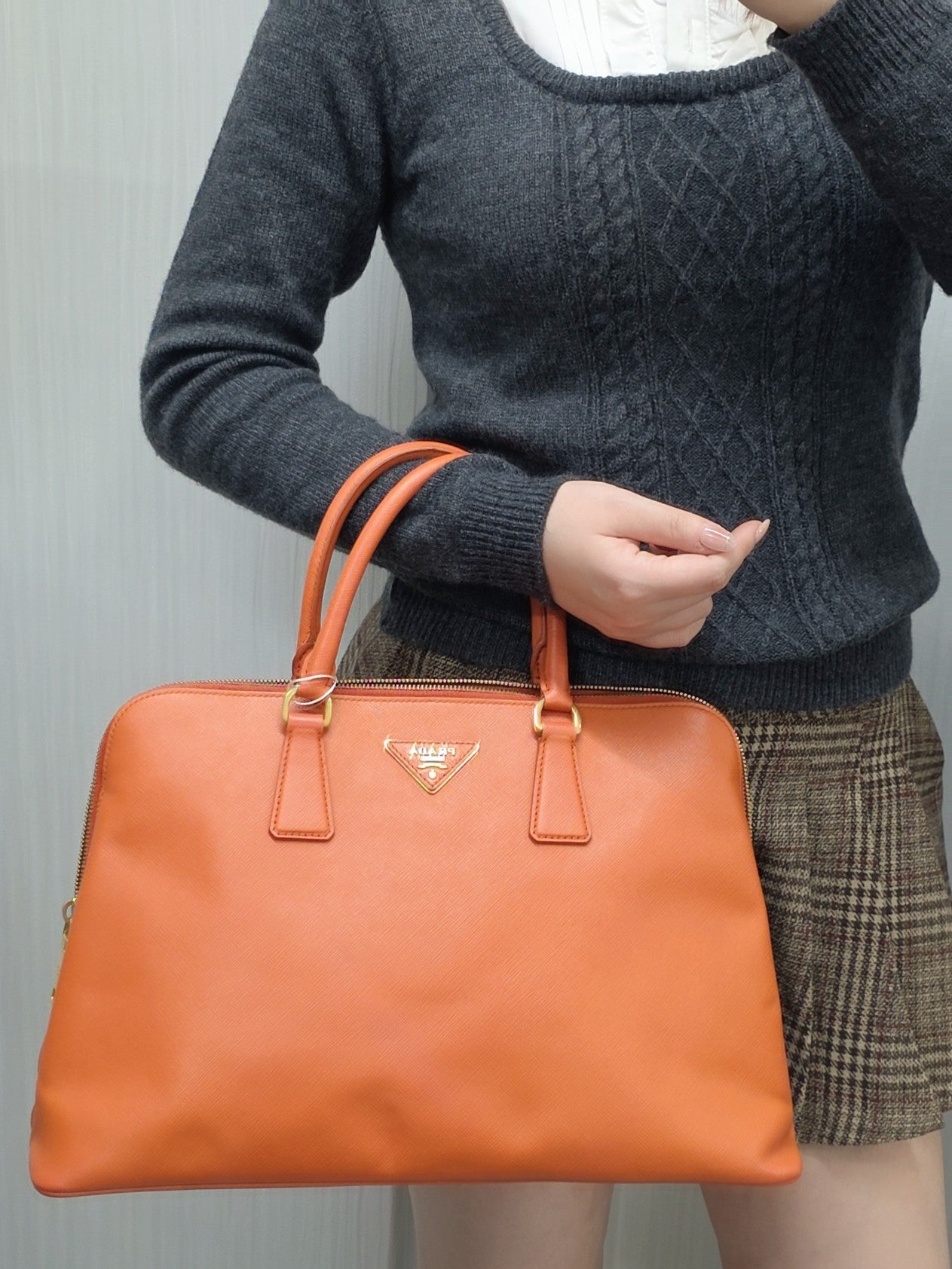 PRADA Saffiano Shoulder Bag (Pre-owned)