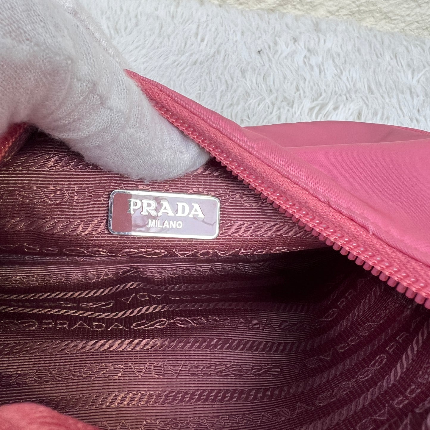 PRADA Re-Edition 2000 Nylon Shoulder Bag (Pre-Owned)