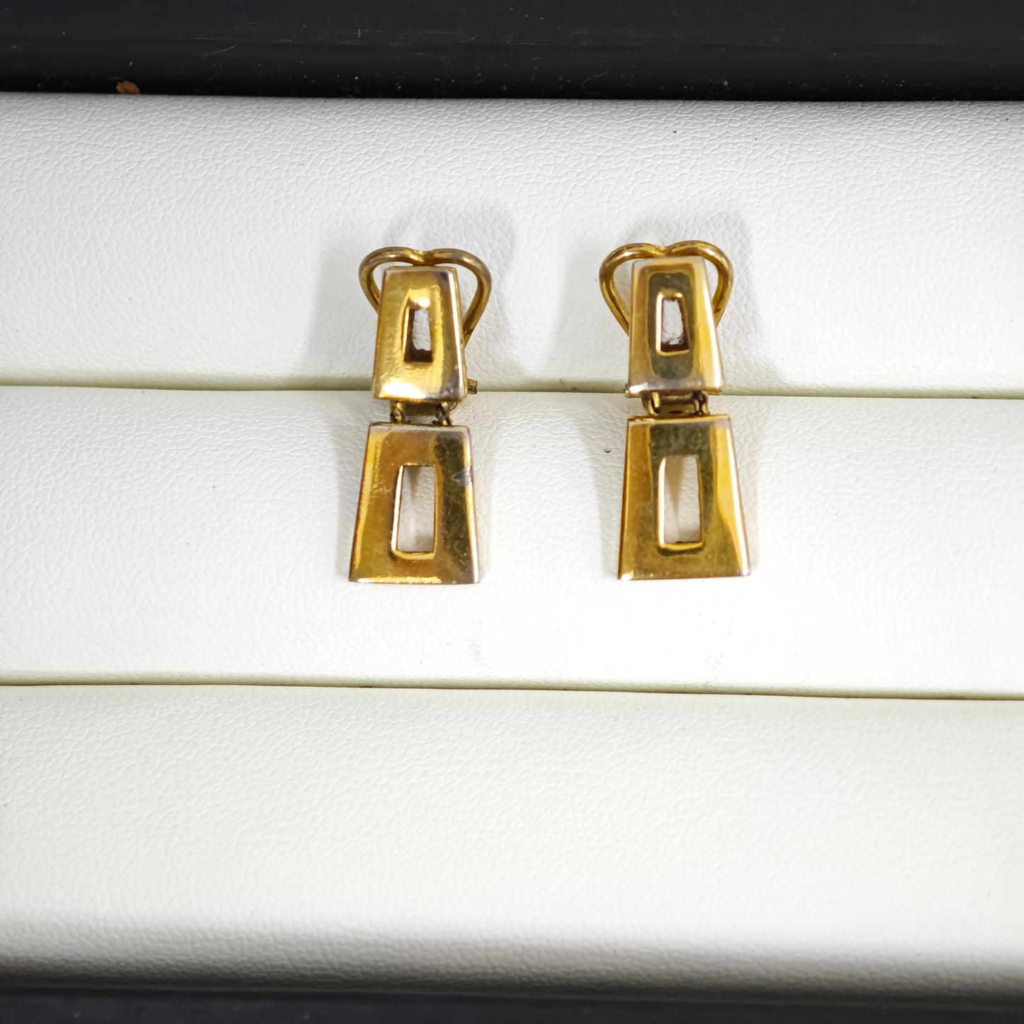 Givenchy Vintage Clip Earrings (Pre-Owned)