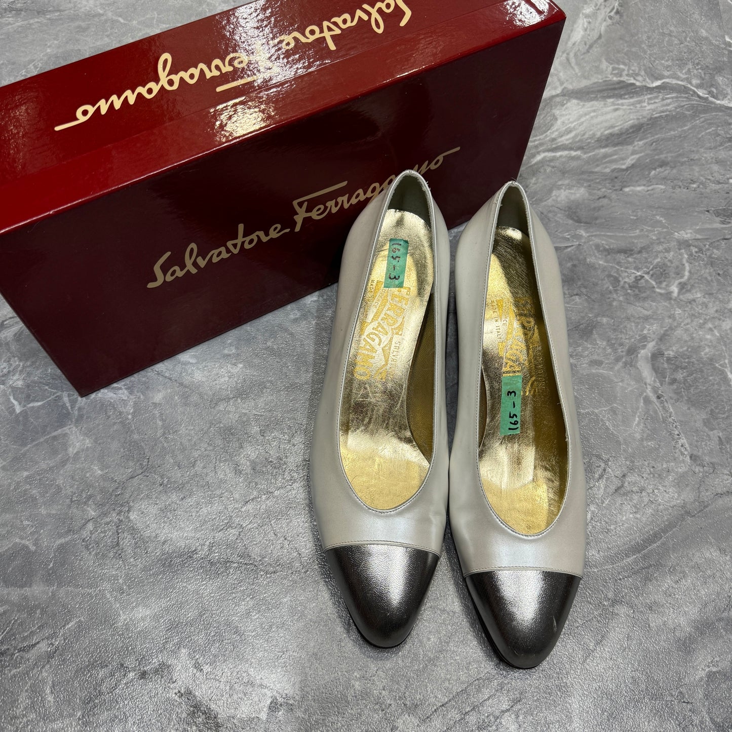 Salvatore Ferragamo Cap-Toe Leather Pumps (Pre-Owned)