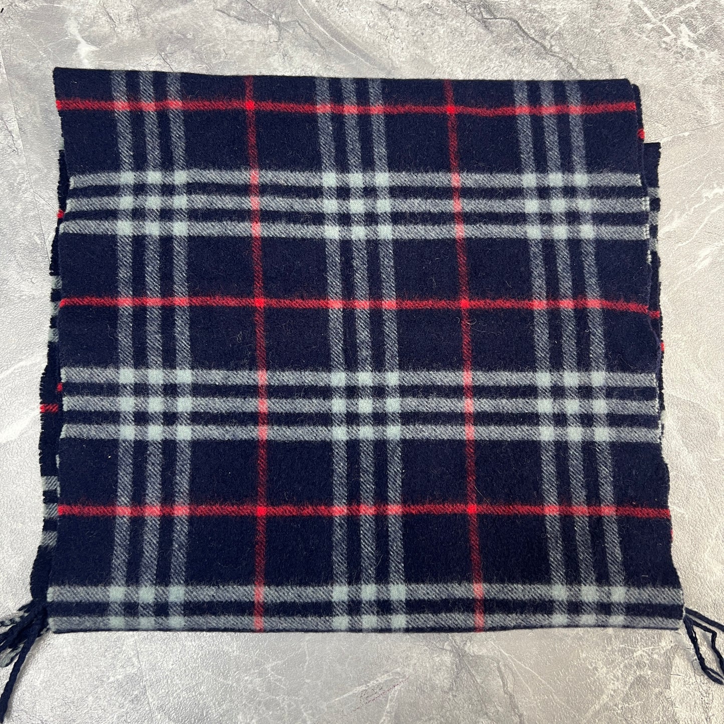 Burberry Wool Scarf (Pre-owned)
