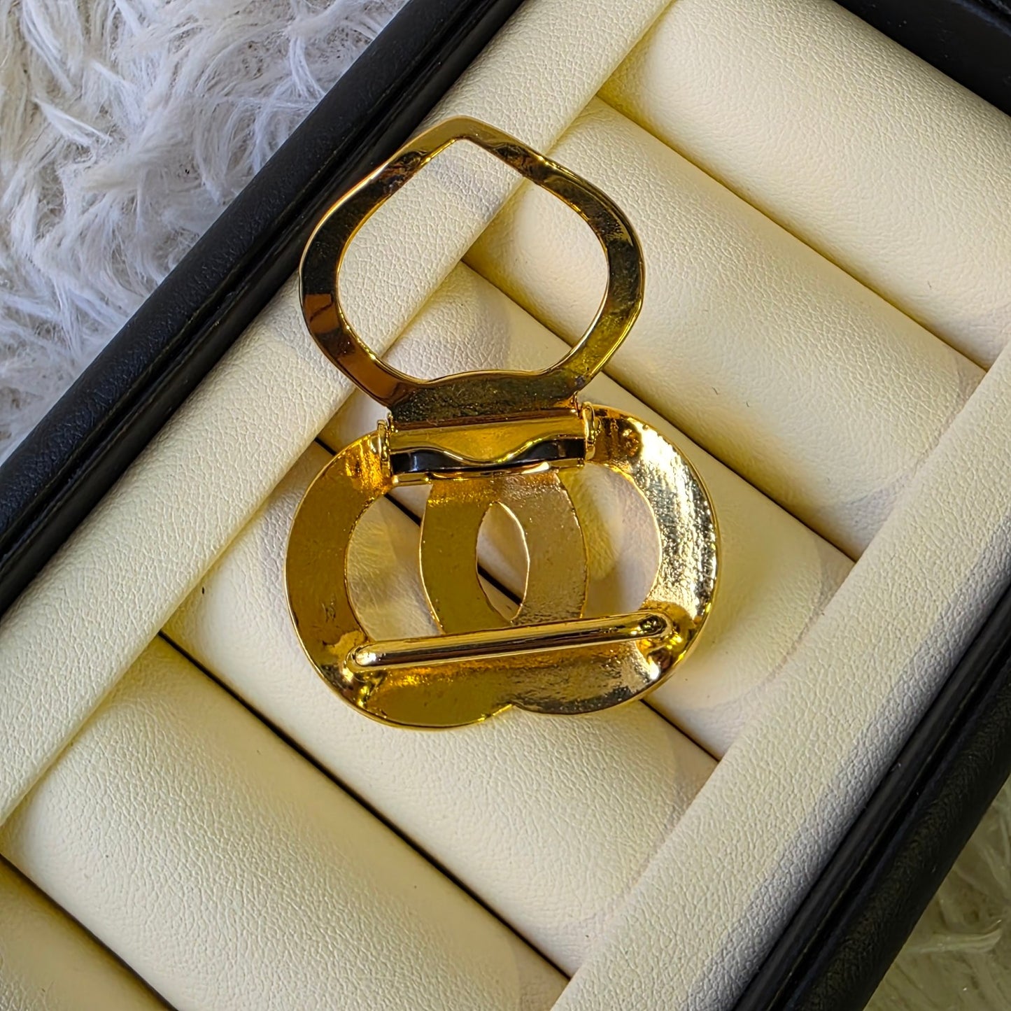 CELINE Interlocking Circle Logo Scarf Clip Gold (Pre-Owned)