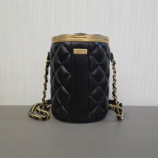 CHANEL Quilted Lambskin CC Cylinder Vanity Bag Black Gold Hardware (Pre-Owned)