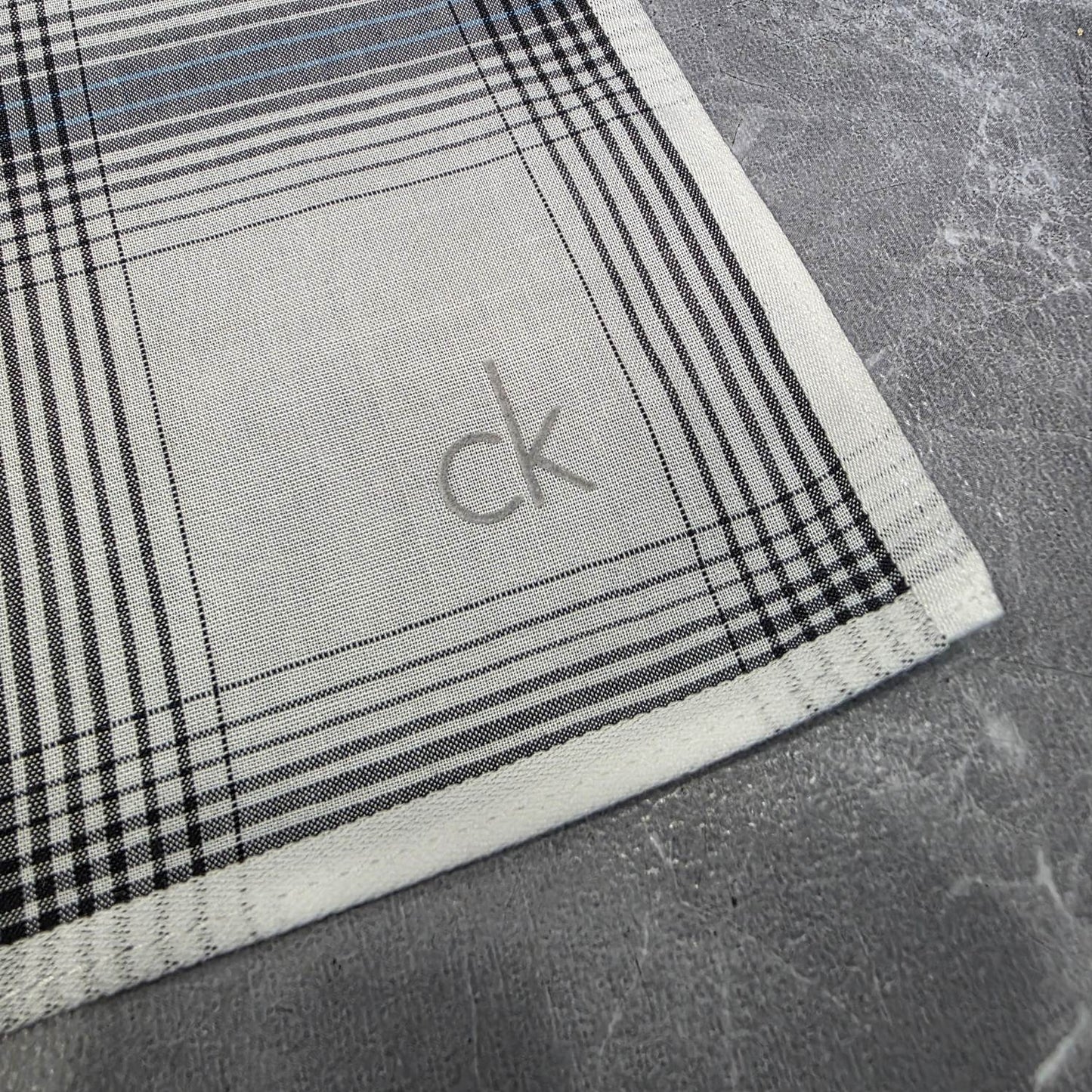 Calvin Klein CK Logo Plaid Cotton Handkerchief White Gray (Pre-Owned)