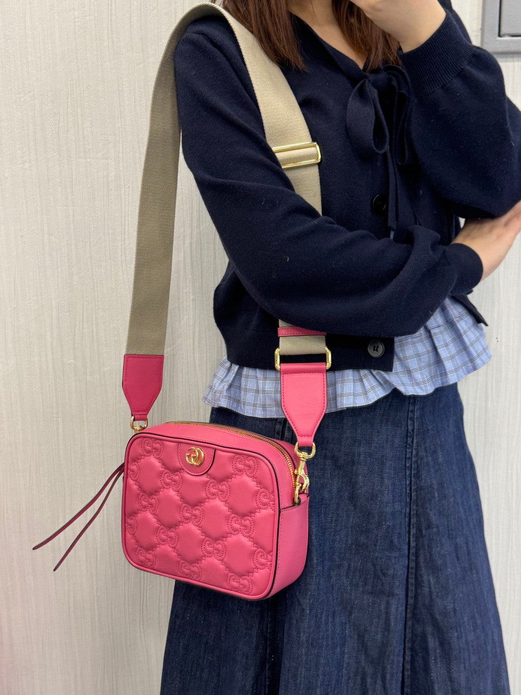 Gucci GG Marmont Matelassé Leather Camera Bag Pink (Pre-Owned)