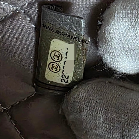Chanel Metallic Quilted O-Case Clutch (Pre-Owned)