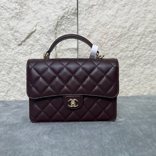 Chanel Petite Maroquinerie Quilted Mini Vanity Bag (Pre-Owned)