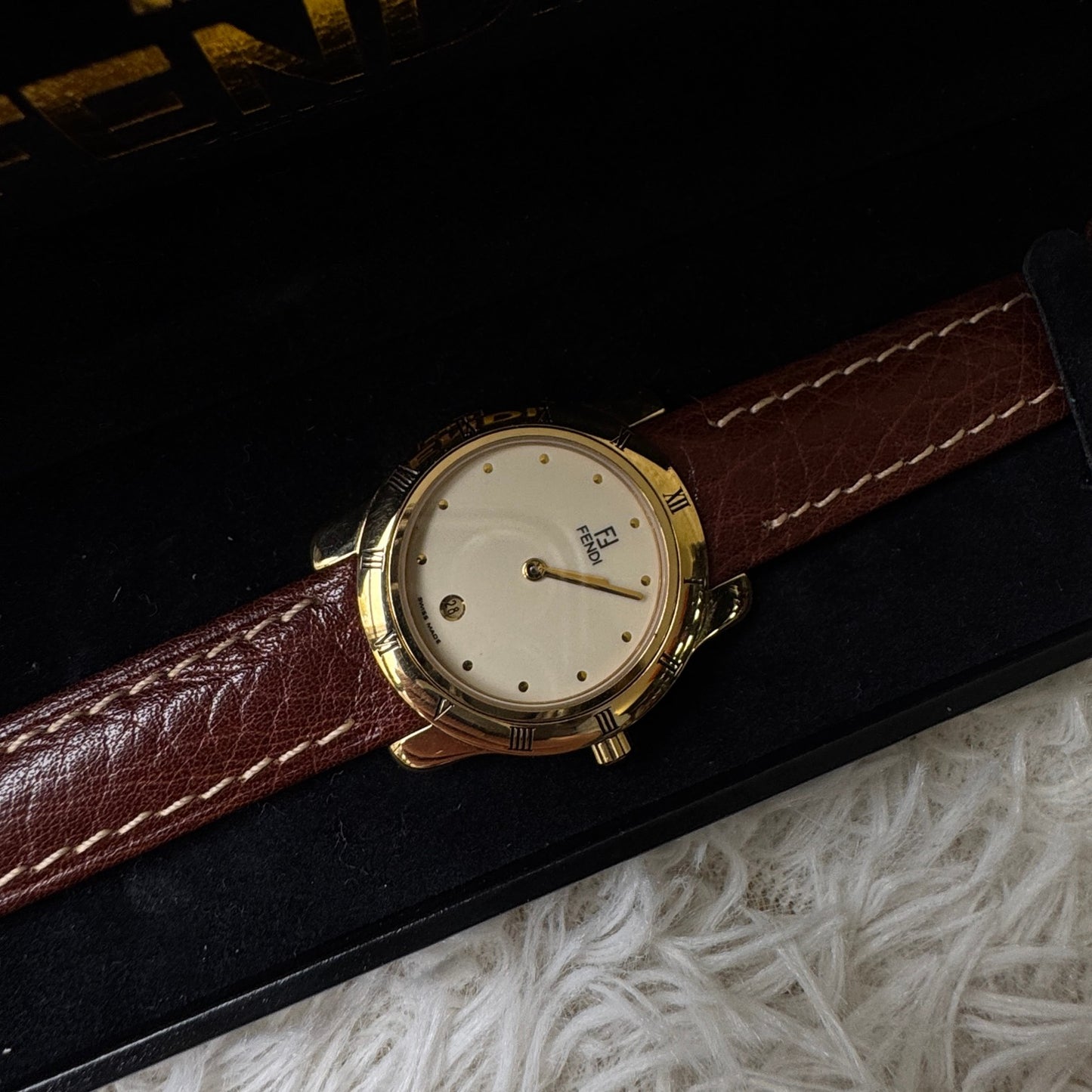 Fendi Orologi Vintage Leather Strap Watch (Pre-Owned)