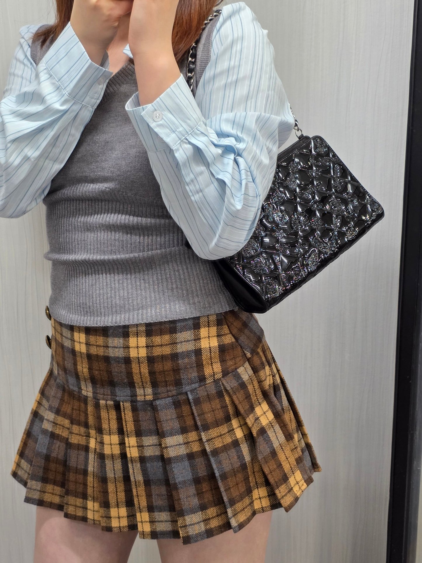 Chanel Black Patent Embossed Chain Shoulder Bag (Pre-Owned)