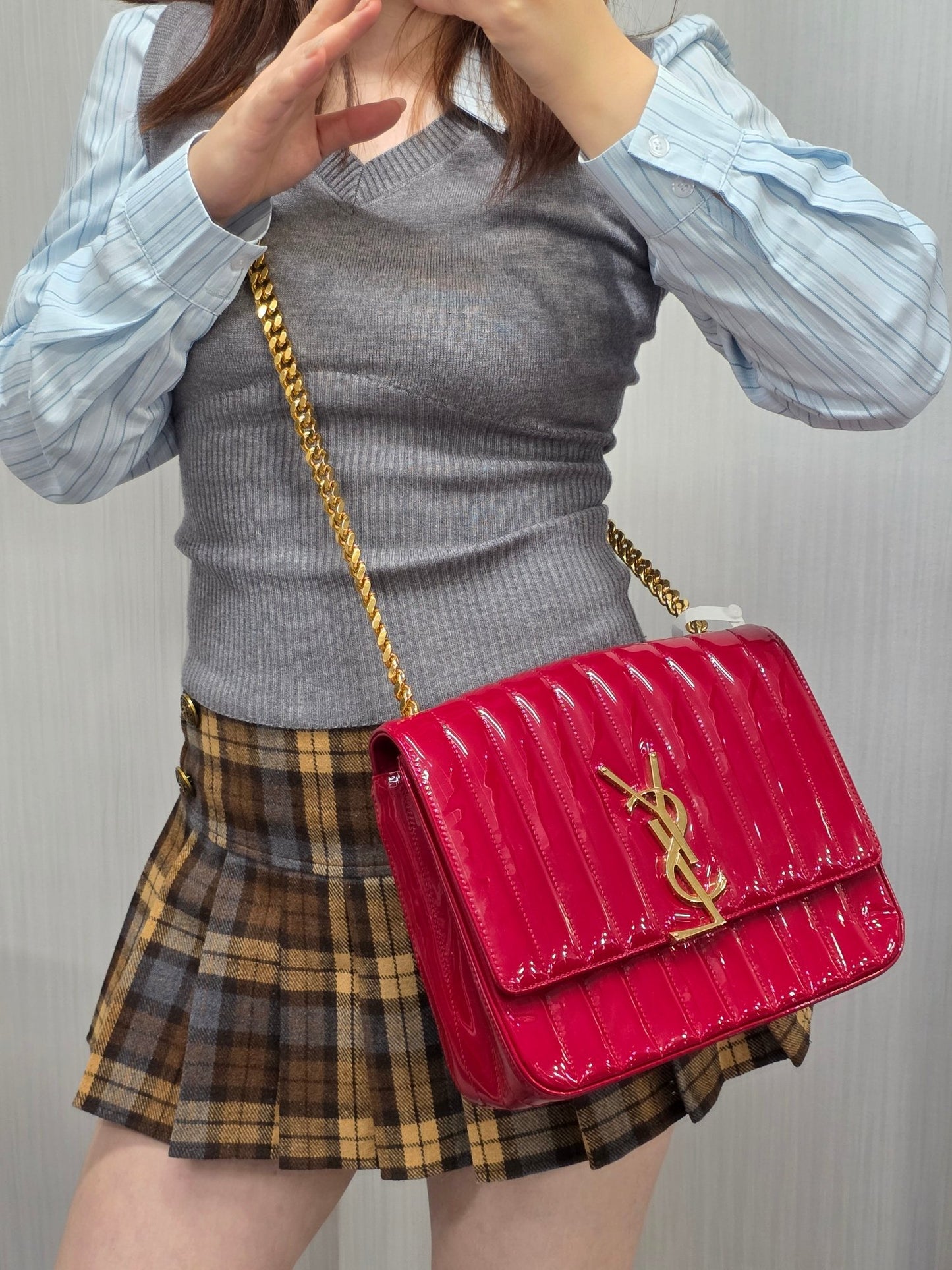 Yves Saint Laurent Vicky Patent Chain Shoulder Bag (Pre-Owned)