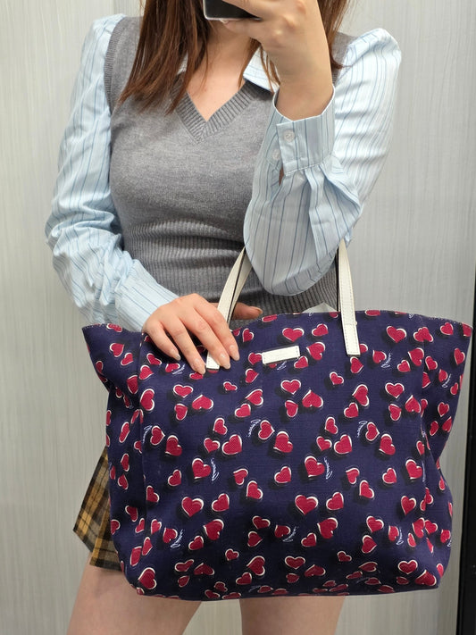 Gucci Heart Print Canvas Tote Bag (Pre-Owned)