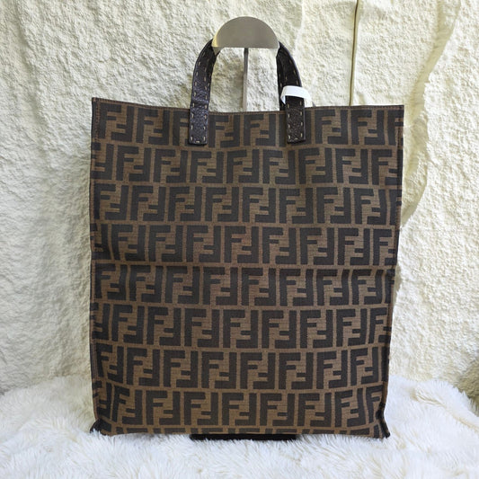 Fendi Zucca Canvas Tote Bag (Pre-Owned)