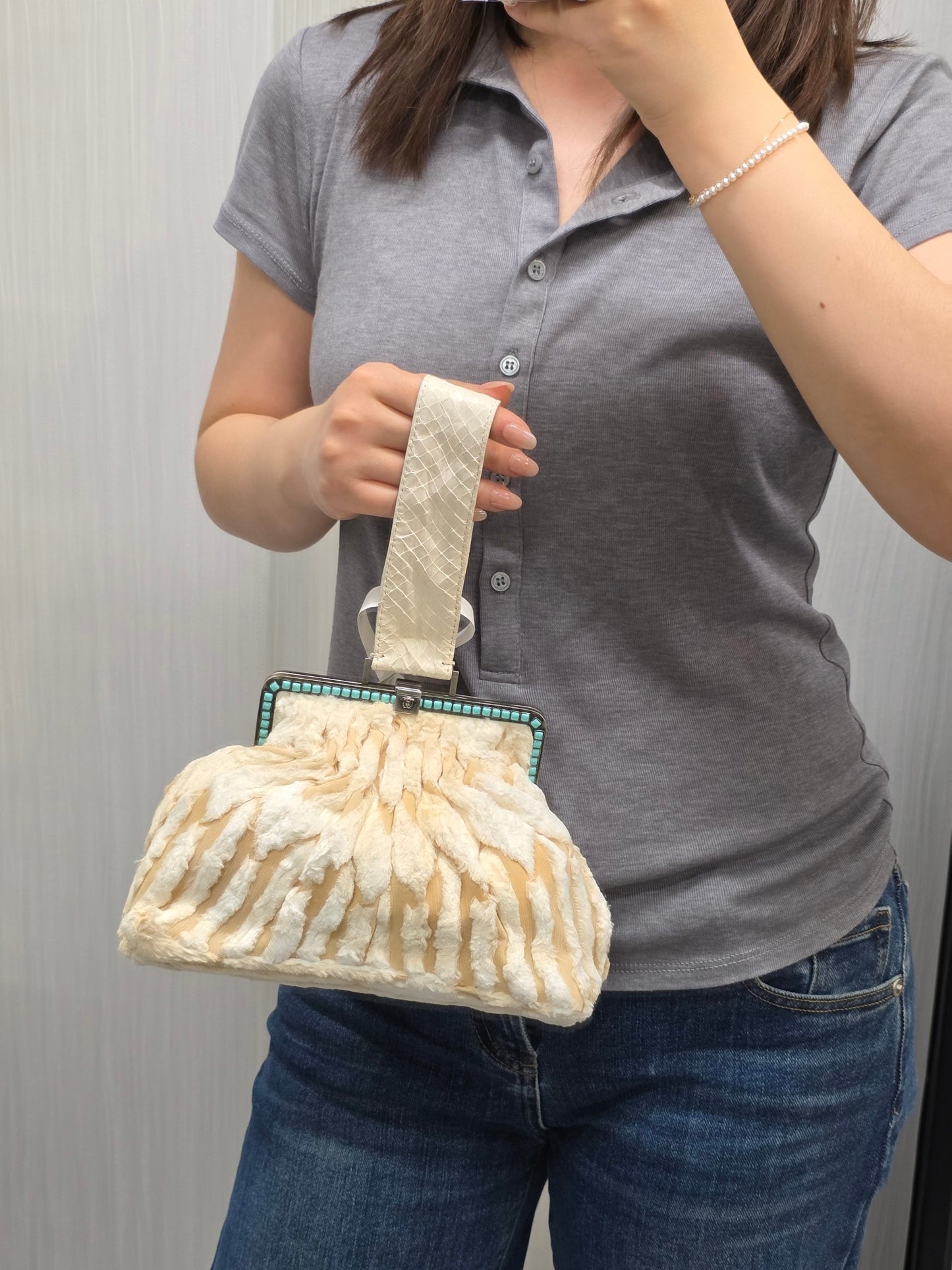 1 Versace Fur Wristlet Clutch Bag (Pre-Owned)