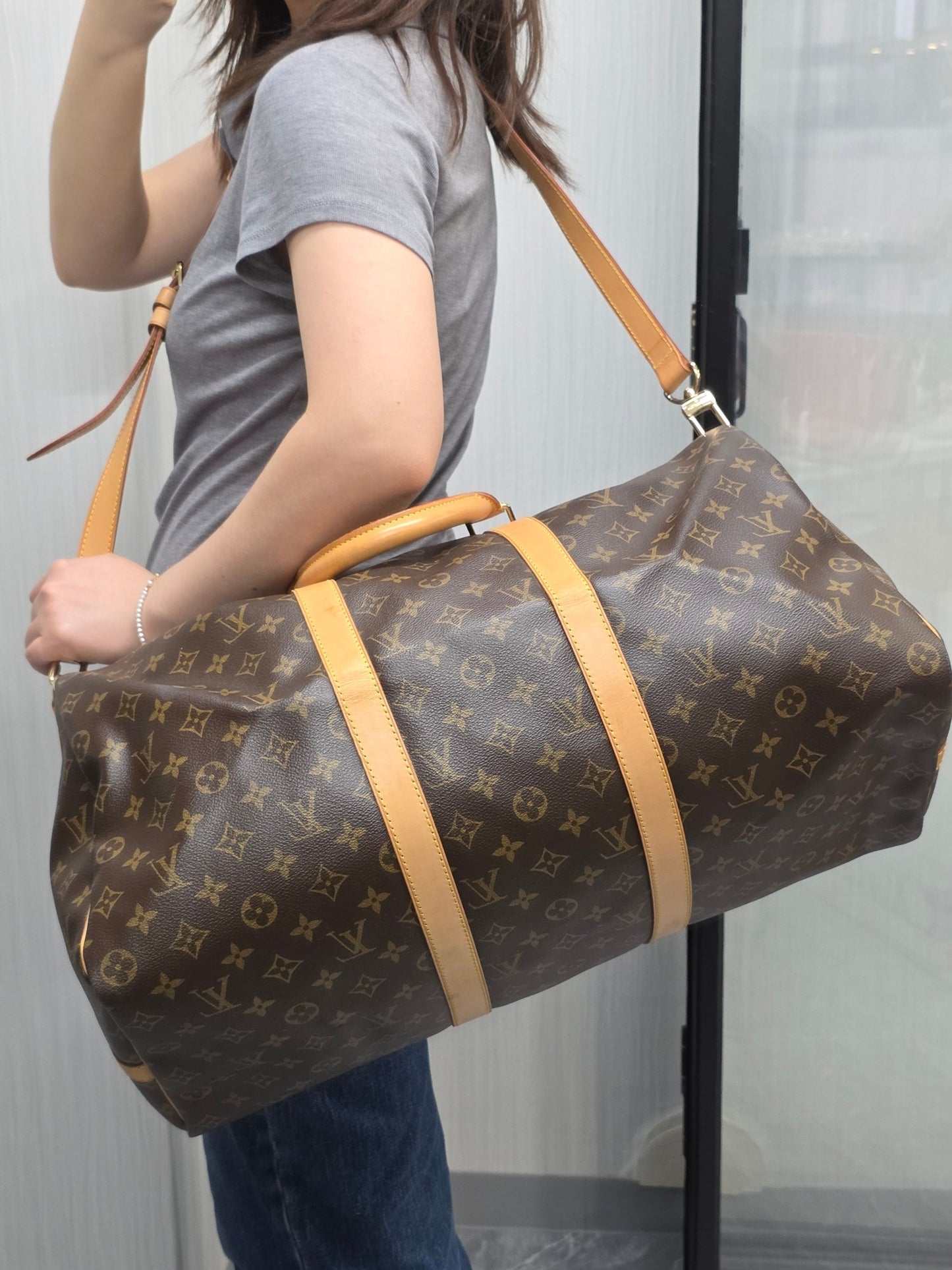 1 Louis Vuitton Monogram Keepall Bandoulière Travel Bag (Pre-Owned)