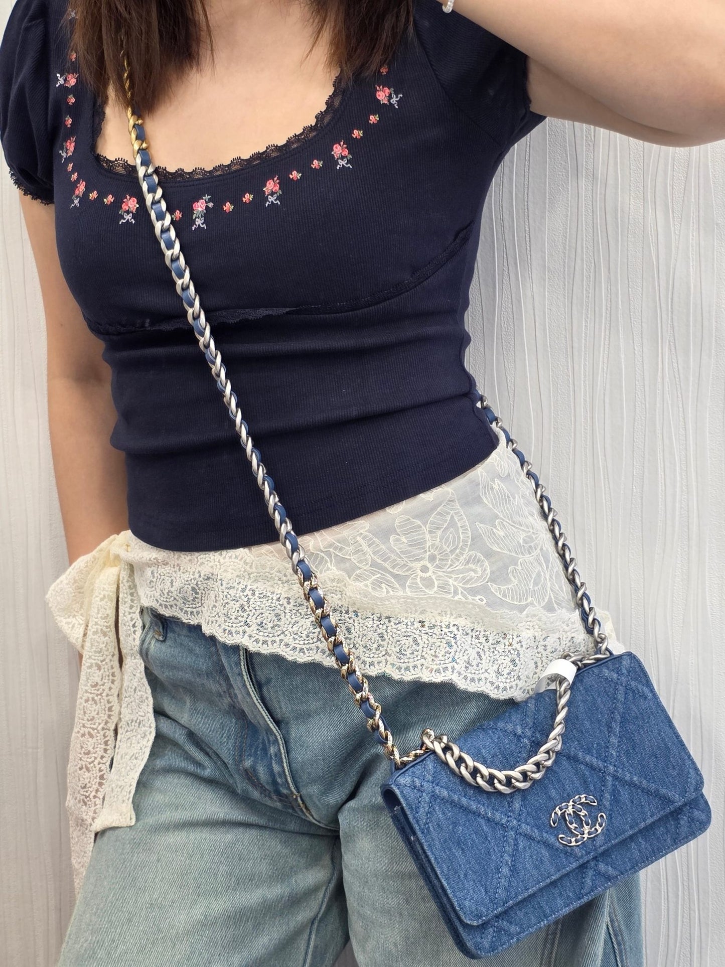 Chanel Denim 19 Chain Wallet Bag (Pre-Owned)