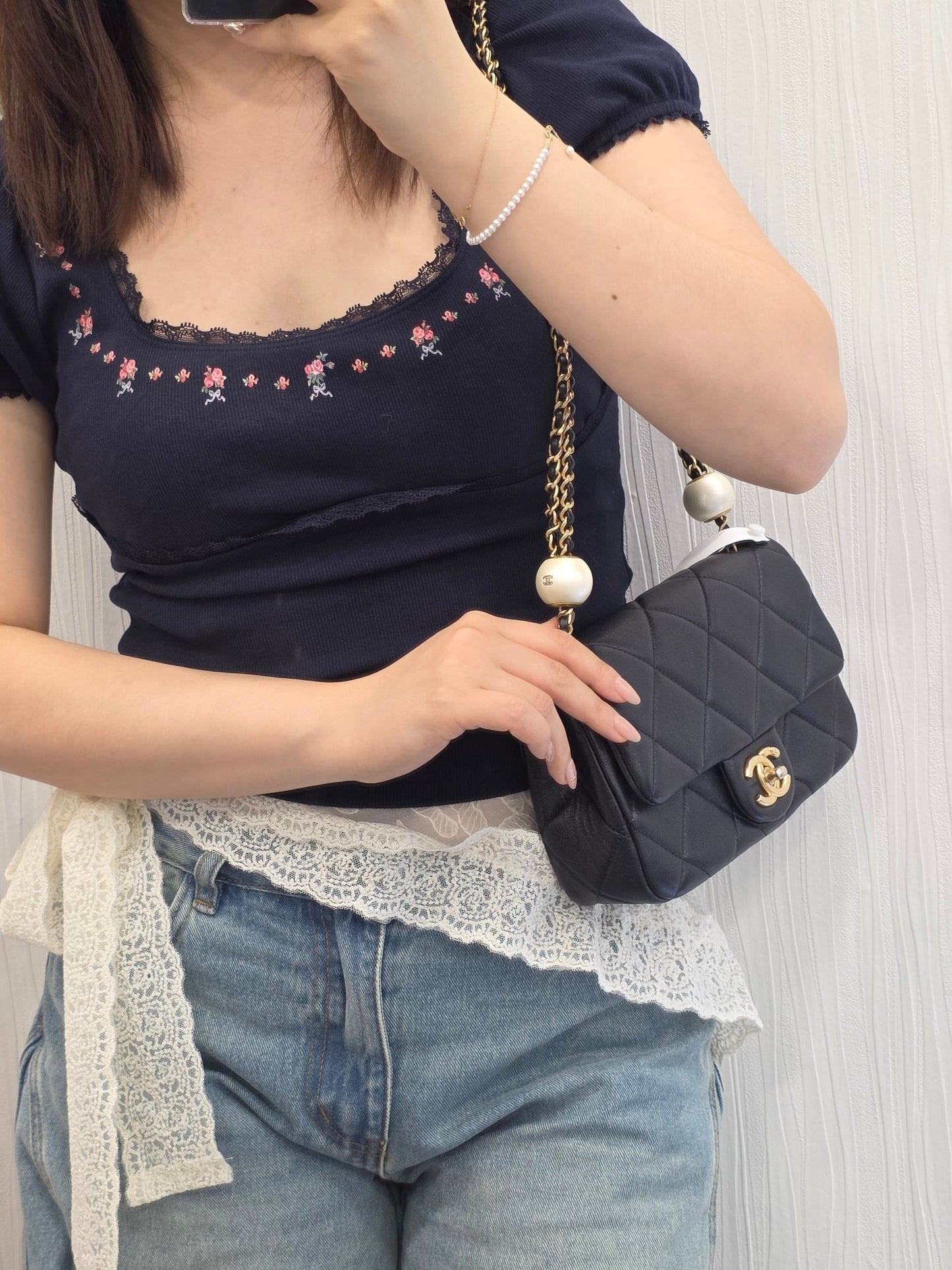 Chanel Quilted Leather Mini Chain Shoulder Bag (Pre-Owned)