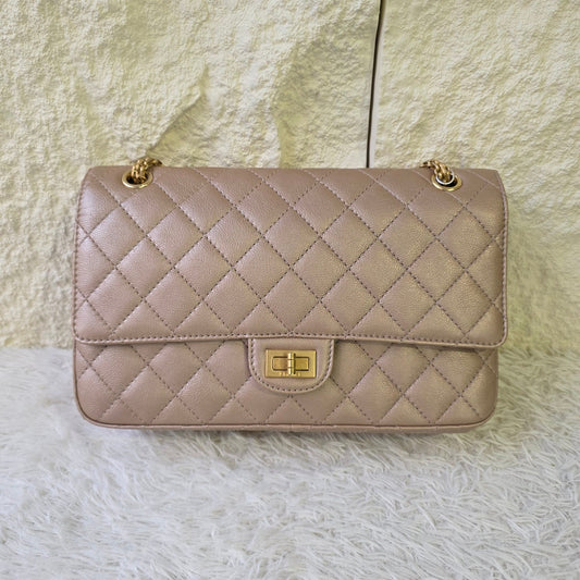 CHANEL Chained Shoulder Bag (Pre-owned)