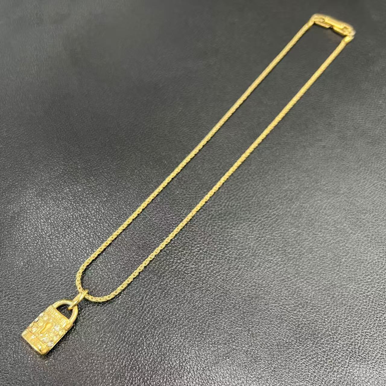 ジバンシィ パドロック ペンダントネックレス【中古】