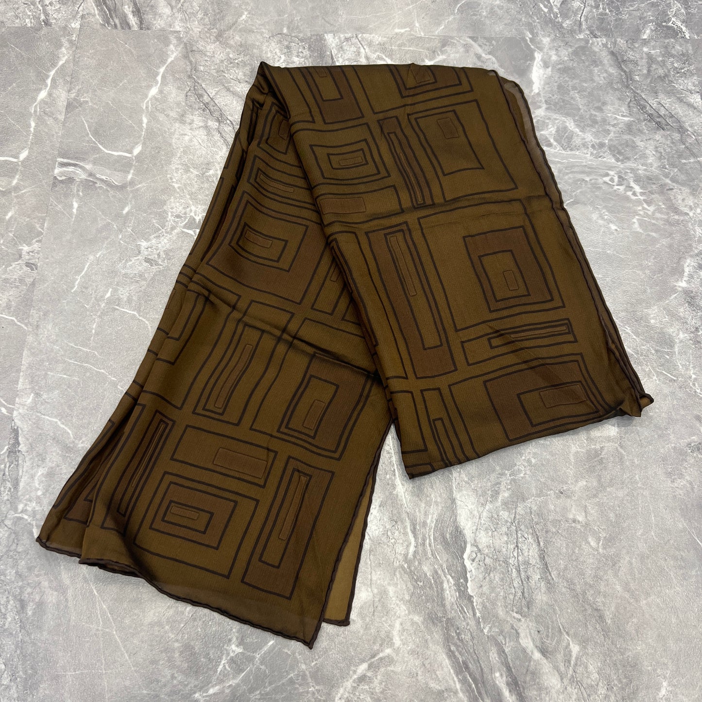 グッチ シルク100% スカーフ【中古】