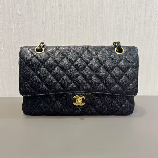 CHANEL キャビア ブラック&ゴールド クラシック フラップ【中古】