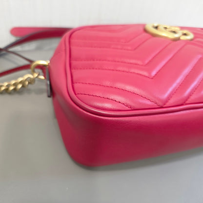 グッチ チェーンショルダーバッグ レッド【中古】 