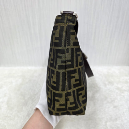 フェンディ ズッカ ショルダーバッグ ブラウン【中古】 