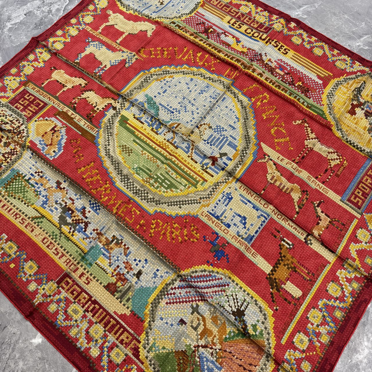 エルメス カレ90 「Les Chevaux de France」 シルクスカーフ【中古】 