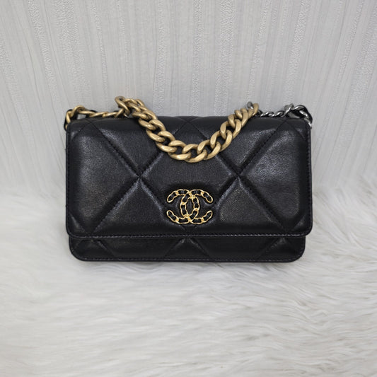 CHANEL ウォレット オン チェーン (WOC) [中古] 