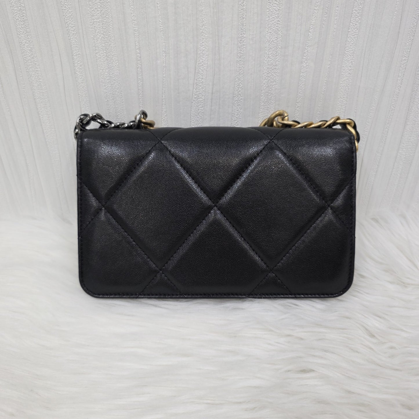 CHANEL ウォレット オン チェーン (WOC) [中古] 