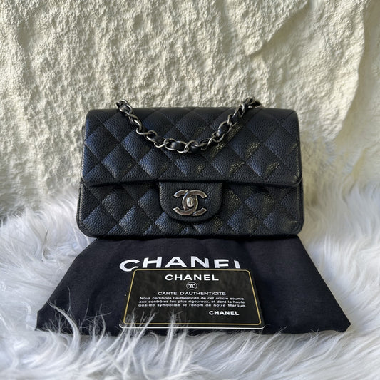 CHANEL ミニ マトラッセ 20 チェーンショルダーバッグ キャビアブラック【中古】 