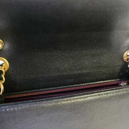 CHANEL シェブロン Vステッチ ショルダーバッグ レザー【中古】 