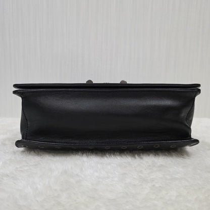 PRADA メタルパンチングレザーチェーンショルダーバッグ ブラック【中古】 