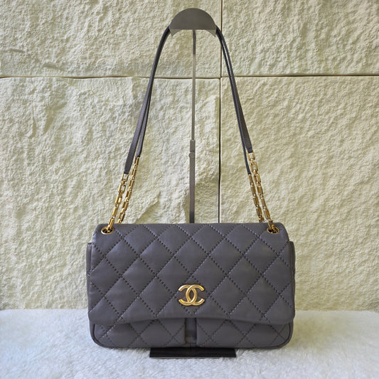 CHANEL CFバッグ（中古品） 