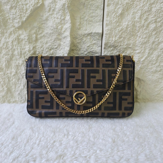 Fendi Chained Bag (Pre-owned)