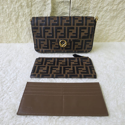 Fendi Chained Bag (Pre-owned)