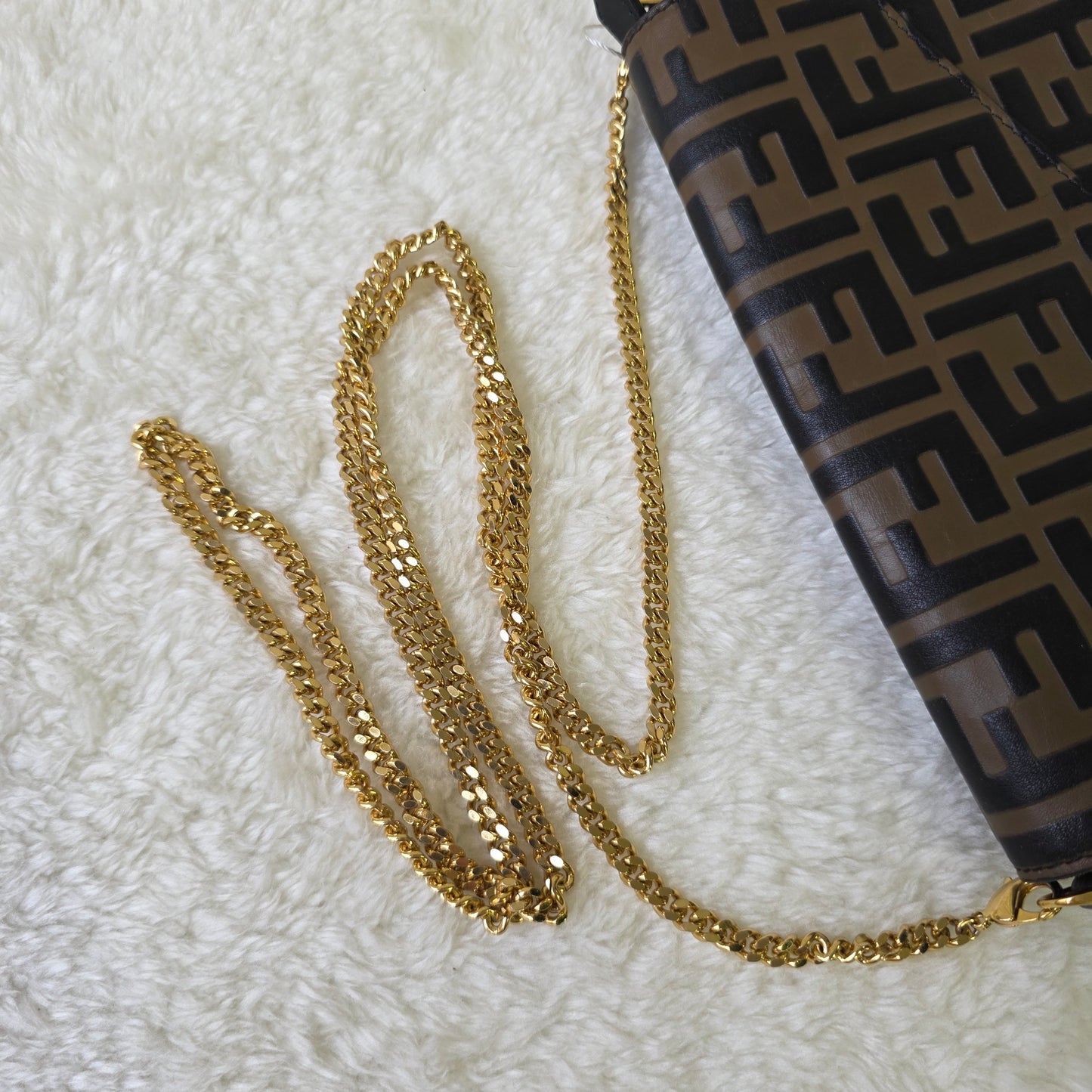 Fendi Chained Bag (Pre-owned)