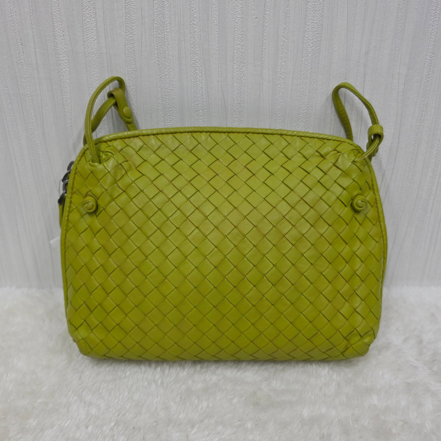 Bottega Veneta Shoulder Bag (Pre-owned)