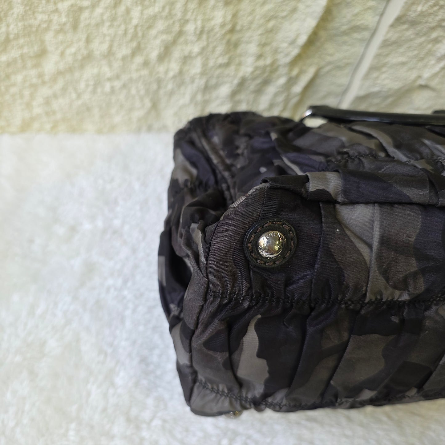 Prada Handbag (Pre-owned)