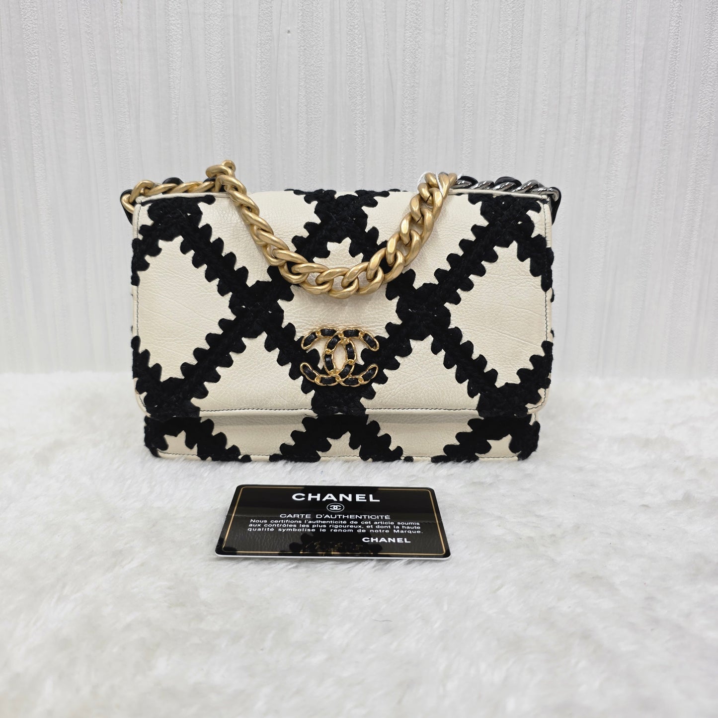 Chanel Shoulder Bag (Pre-owned)