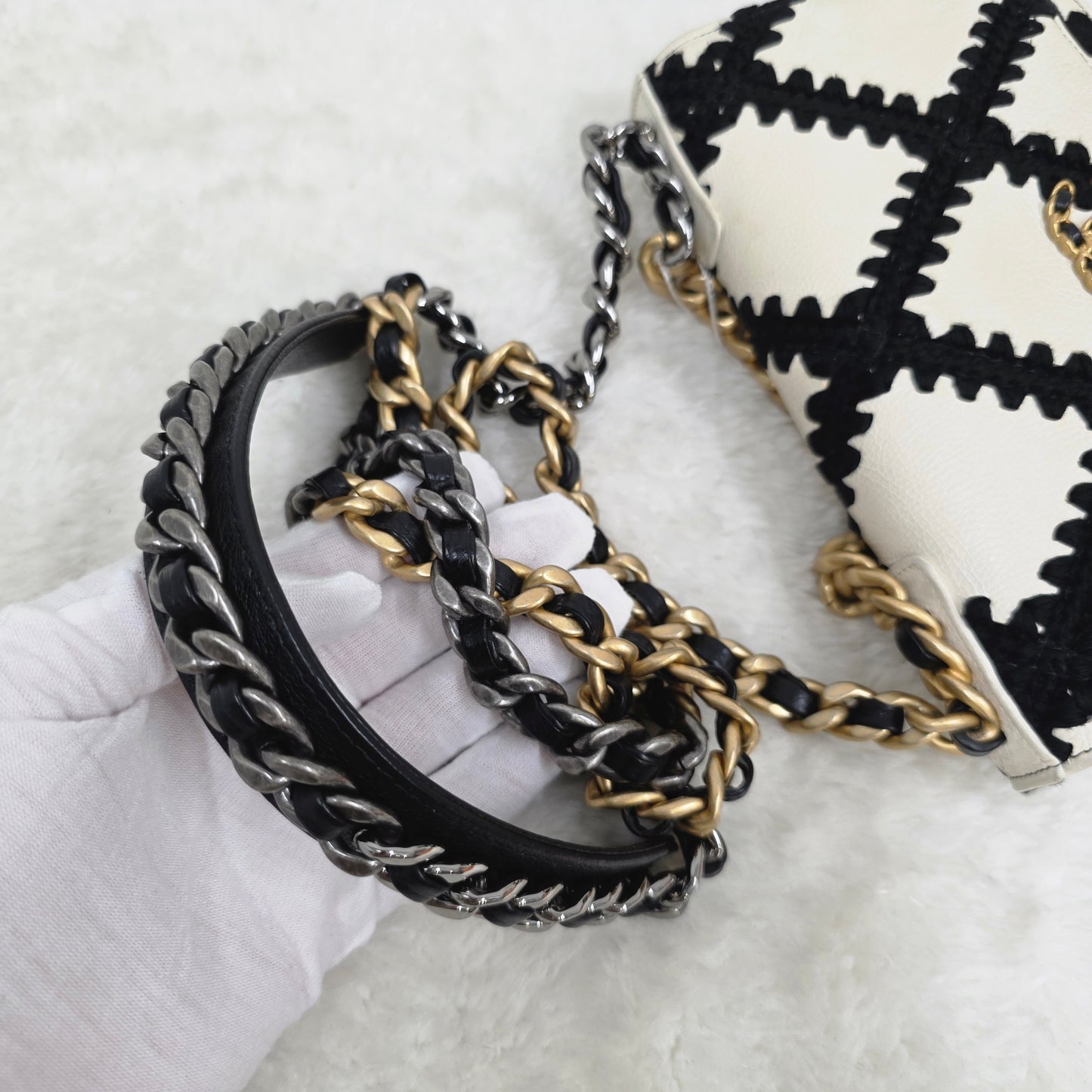 Chanel Shoulder Bag (Pre-owned)
