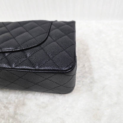 Chanel Shoulder Bag (Pre-owned)