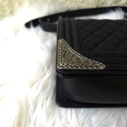 CHANEL Shoulder Bag (Pre-owned)