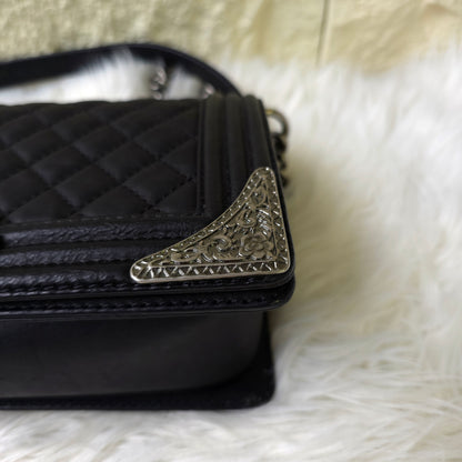 CHANEL Shoulder Bag (Pre-owned)